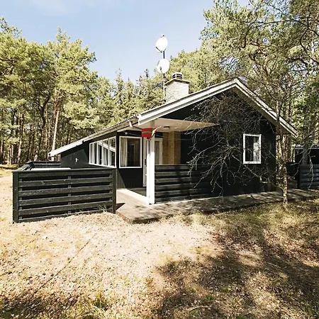 3 Bedroom Gorgeous Home In Nexø Neksø