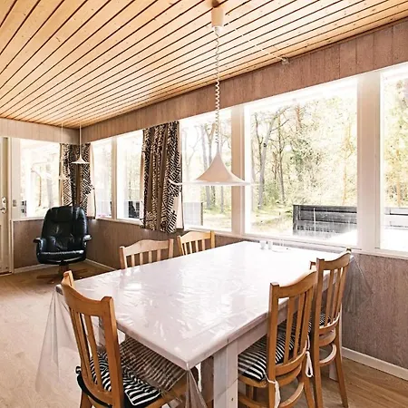 3 Bedroom Gorgeous Home In Nexø