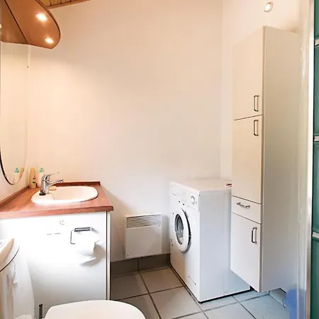 Holiday home 3 Bedroom In Nexo *