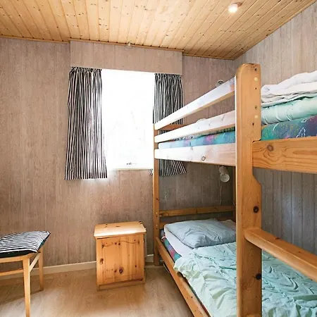 Feriehus 3 Bedroom Gorgeous Home In Nexø *